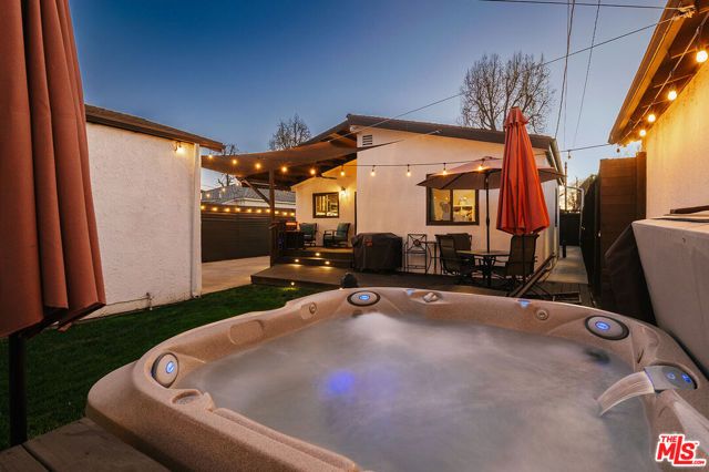 338 N Lima Street, Burbank, CA 91505