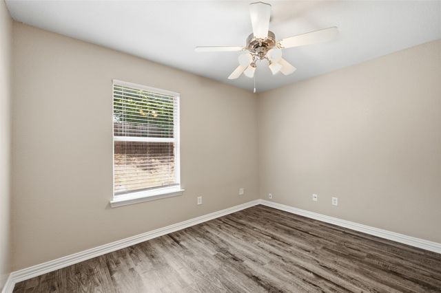 3116 S Cherry Lane, Fort Worth, TX 76116