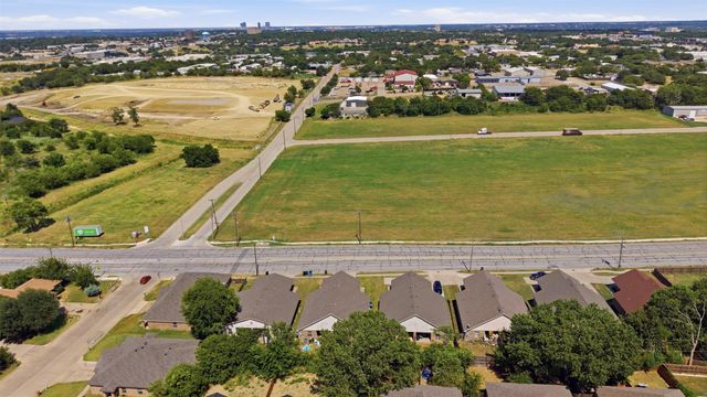 3116 S Cherry Lane, Fort Worth, TX 76116
