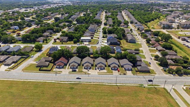 3116 S Cherry Lane, Fort Worth, TX 76116