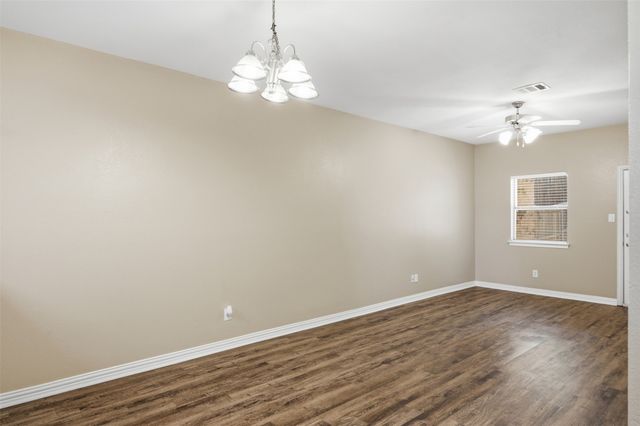 3116 S Cherry Lane, Fort Worth, TX 76116