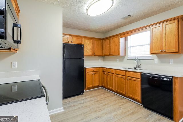 90 Dylans Court, Covington, GA 30014