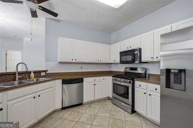 3732 Villa Springs Circle, Powder Springs, GA 30127