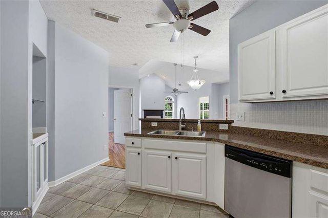 3732 Villa Springs Circle, Powder Springs, GA 30127