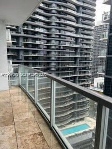 1050 Brickell Ave 3122, Miami, FL 33131