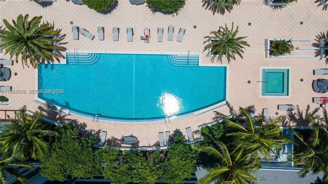 1050 Brickell Ave 3122, Miami, FL 33131