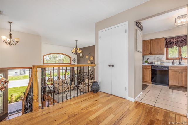 1 San Giacomo Drive, New Windsor, NY 12553