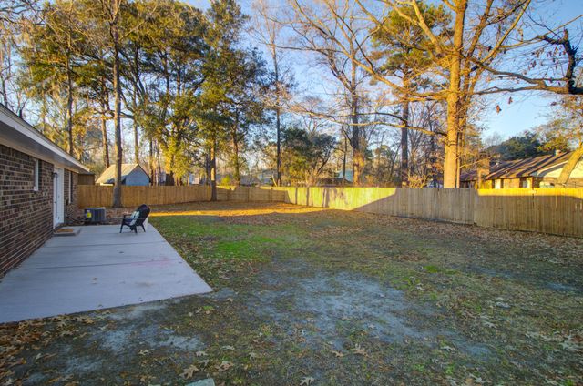 106 Teddy Court, Summerville, SC 29485