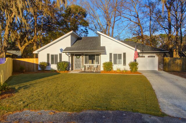 106 Teddy Court, Summerville, SC 29485