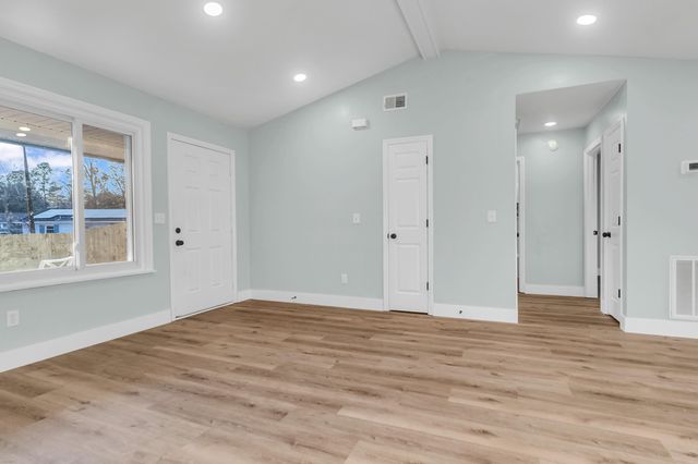 106 Teddy Court, Summerville, SC 29485