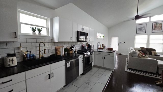 1741 Jourdan Ave, New Orleans, LA 70117