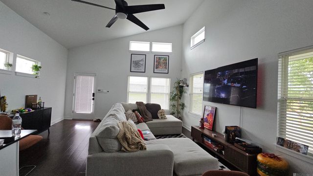 1741 Jourdan Ave, New Orleans, LA 70117