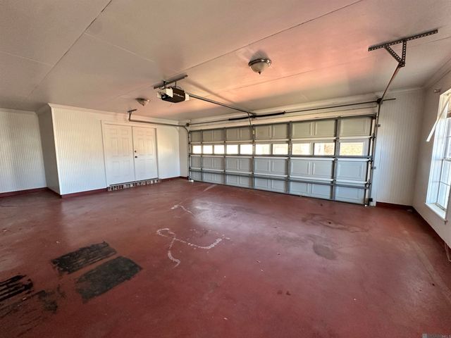 4406 Fourchon Dr, Baker, LA 70714