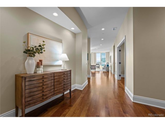 100 Detroit St 508, Denver, CO 80206