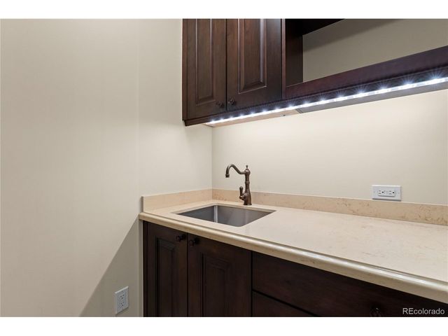 100 Detroit St 508, Denver, CO 80206