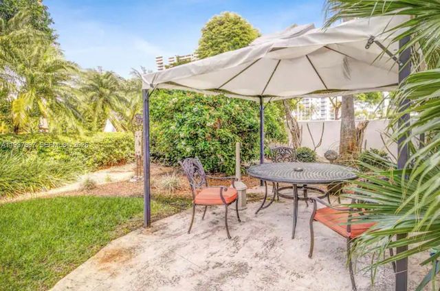 255 W 24th St 234, Miami Beach, FL 33140