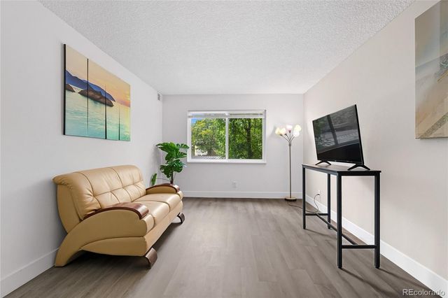 7455 E Quincy Avenue 204, Denver, CO 80237