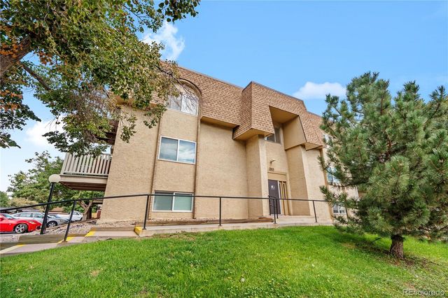 7455 E Quincy Avenue 204, Denver, CO 80237