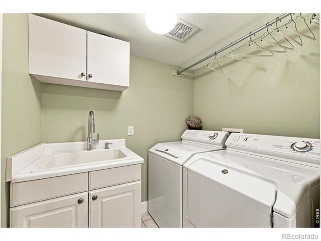 15 Arrowleaf Court, Boulder, CO 80304