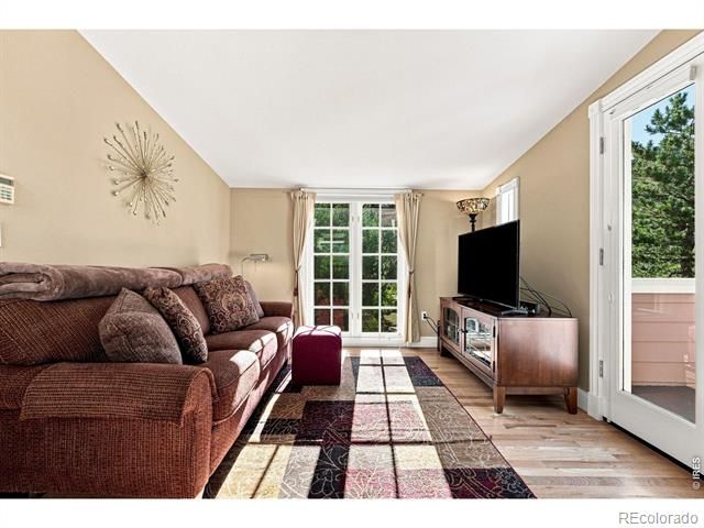 15 Arrowleaf Court, Boulder, CO 80304