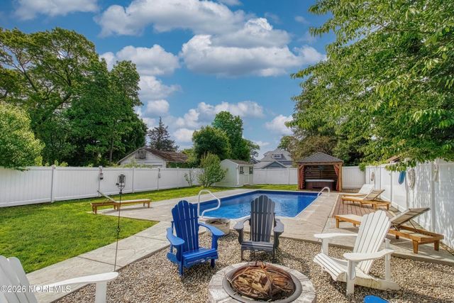 718 Mclean Avenue, Point Pleasant Beach, NJ 08742