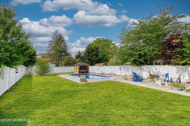 718 Mclean Avenue, Point Pleasant Beach, NJ 08742