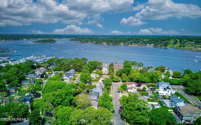 718 Mclean Avenue, Point Pleasant Beach, NJ 08742