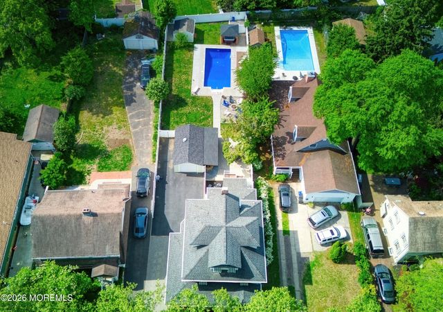 718 Mclean Avenue, Point Pleasant Beach, NJ 08742