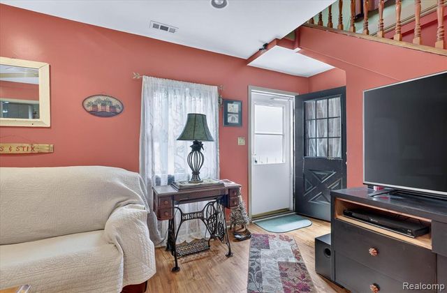 4034 E Newport Road, Newport, MI 48166