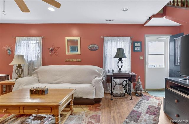 4034 E Newport Road, Newport, MI 48166