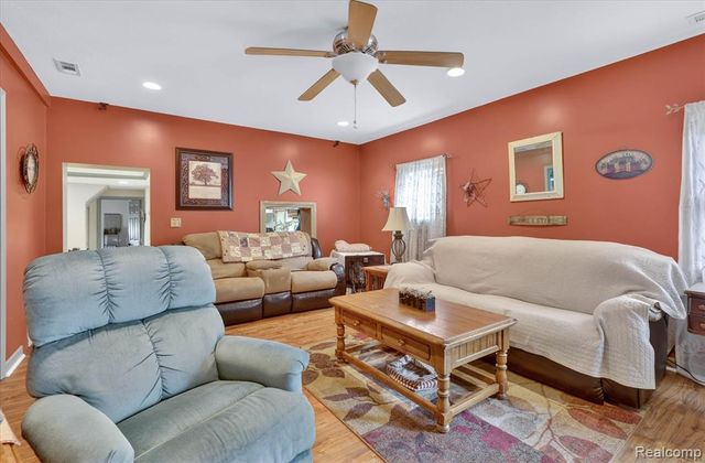 4034 E Newport Road, Newport, MI 48166