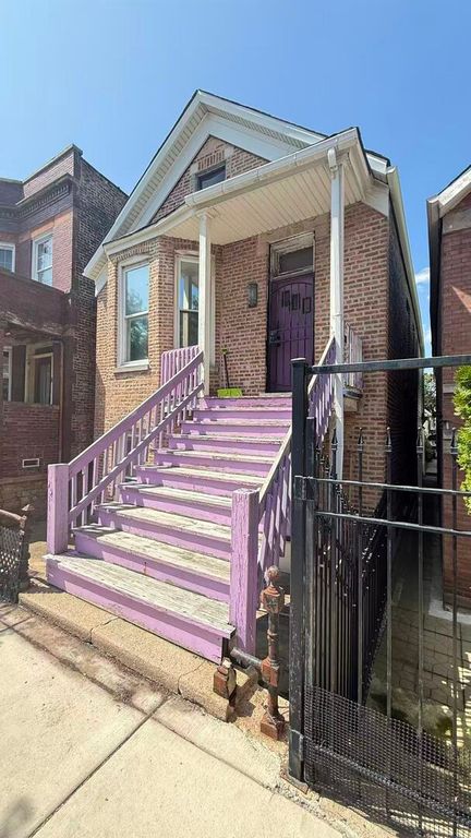 3540 S DAMEN Avenue, Chicago, IL 60609