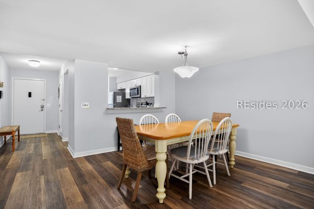 15 Deallyon Ave Apt 67, Hilton Head Island, SC 29928