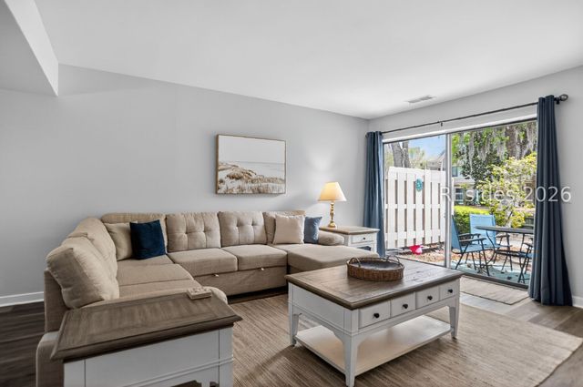 15 Deallyon Ave Apt 67, Hilton Head Island, SC 29928