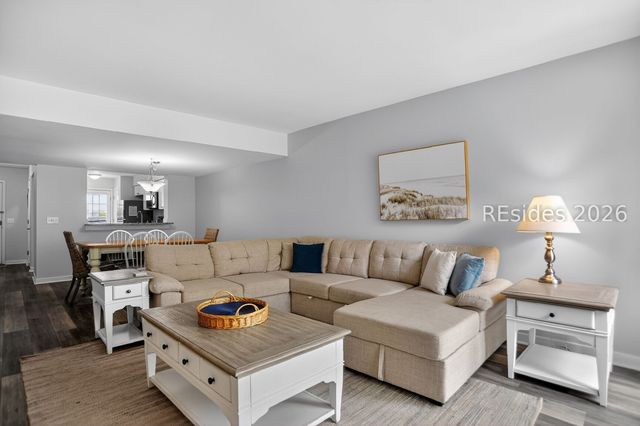 15 Deallyon Ave Apt 67, Hilton Head Island, SC 29928