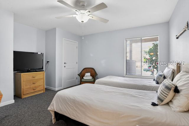 15 Deallyon Ave Apt 67, Hilton Head Island, SC 29928