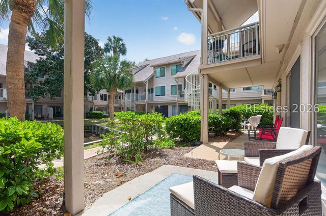 15 Deallyon Ave Apt 67, Hilton Head Island, SC 29928
