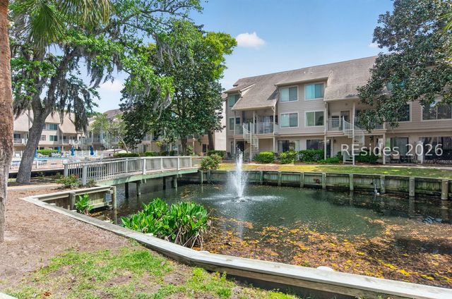 15 Deallyon Ave Apt 67, Hilton Head Island, SC 29928