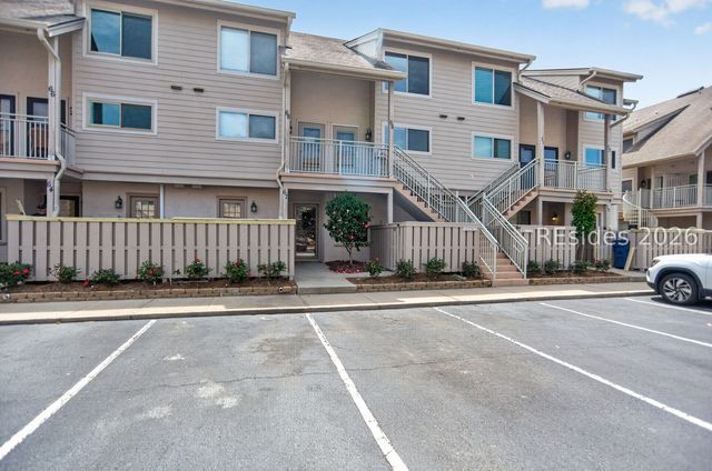15 Deallyon Ave Apt 67, Hilton Head Island, SC 29928