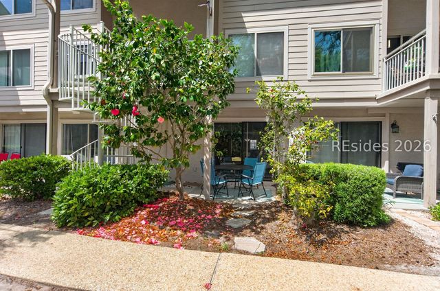 15 Deallyon Ave Apt 67, Hilton Head Island, SC 29928