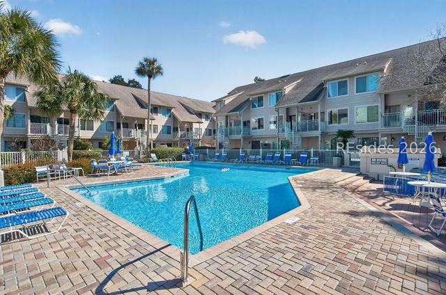 15 Deallyon Ave Apt 67, Hilton Head Island, SC 29928