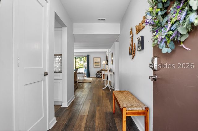 15 Deallyon Ave Apt 67, Hilton Head Island, SC 29928