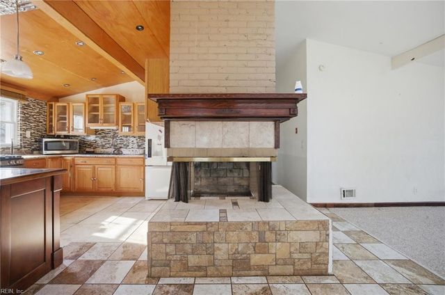 808 Pine Harbor DR, Norfolk, VA 23502