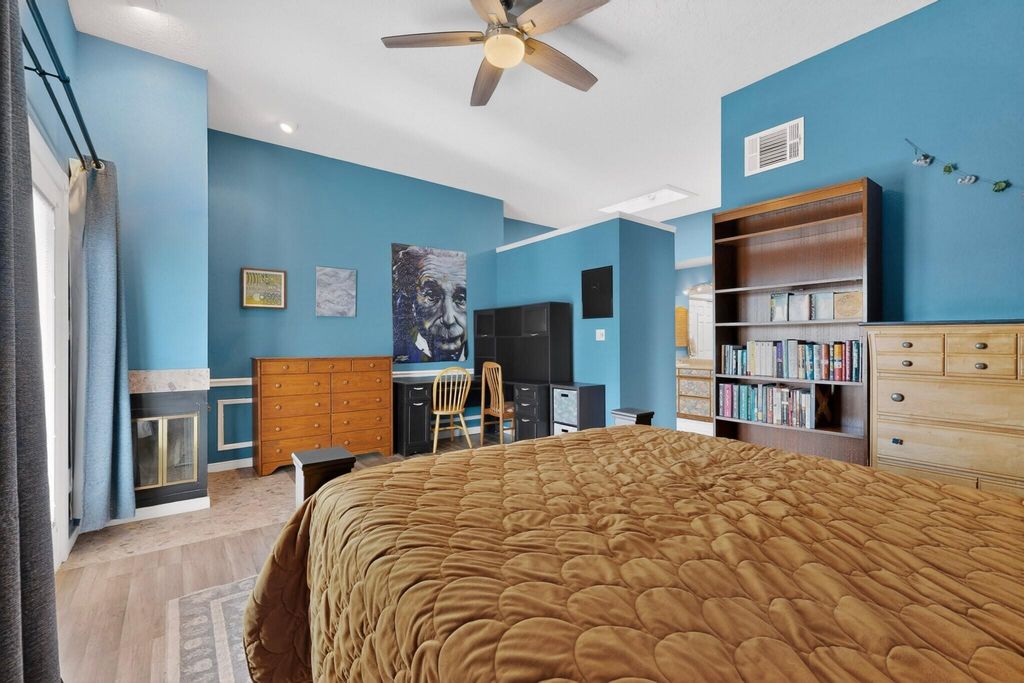 Image 20 of property listing at 7508 Teakwood Drive NW, Albuquerque, NM 87120