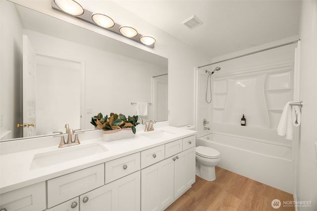 34503 SE Steller Way, Snoqualmie, WA 98065
