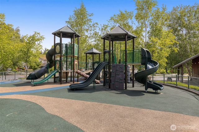 34503 SE Steller Way, Snoqualmie, WA 98065