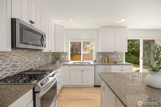 34503 SE Steller Way, Snoqualmie, WA 98065