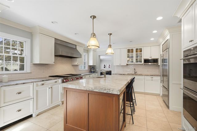 51 Paddington Road, Scarsdale, NY 10583