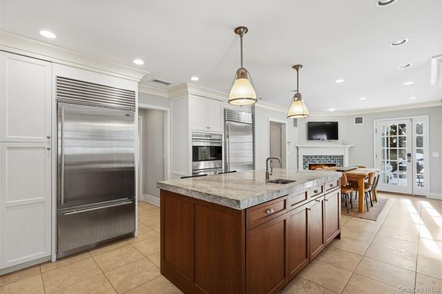 51 Paddington Road, Scarsdale, NY 10583