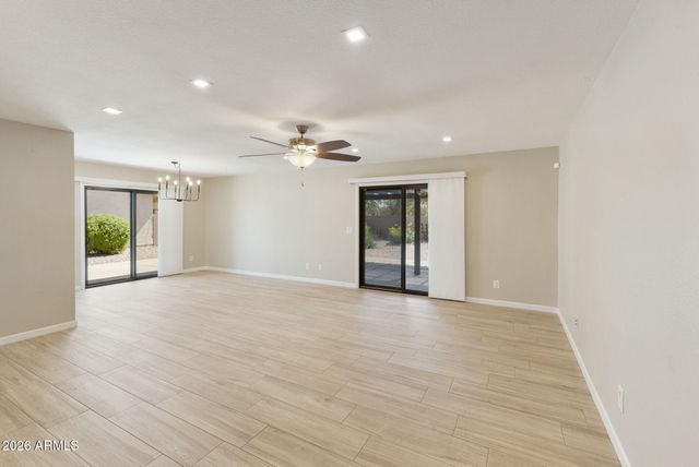 25425 S SEDONA Drive, Sun Lakes, AZ 85248
